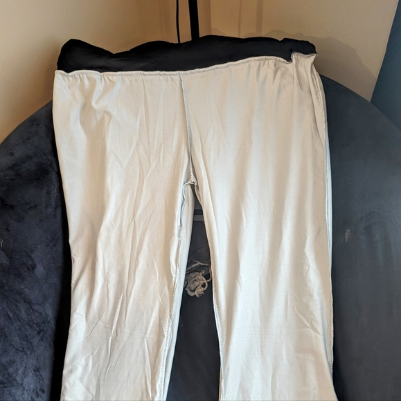 Fit Flare Sport Leggings - Picture 6 of 6